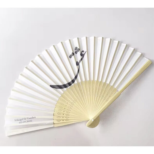 Éventail en bambou et papier avec texte personnalisé pour promotions